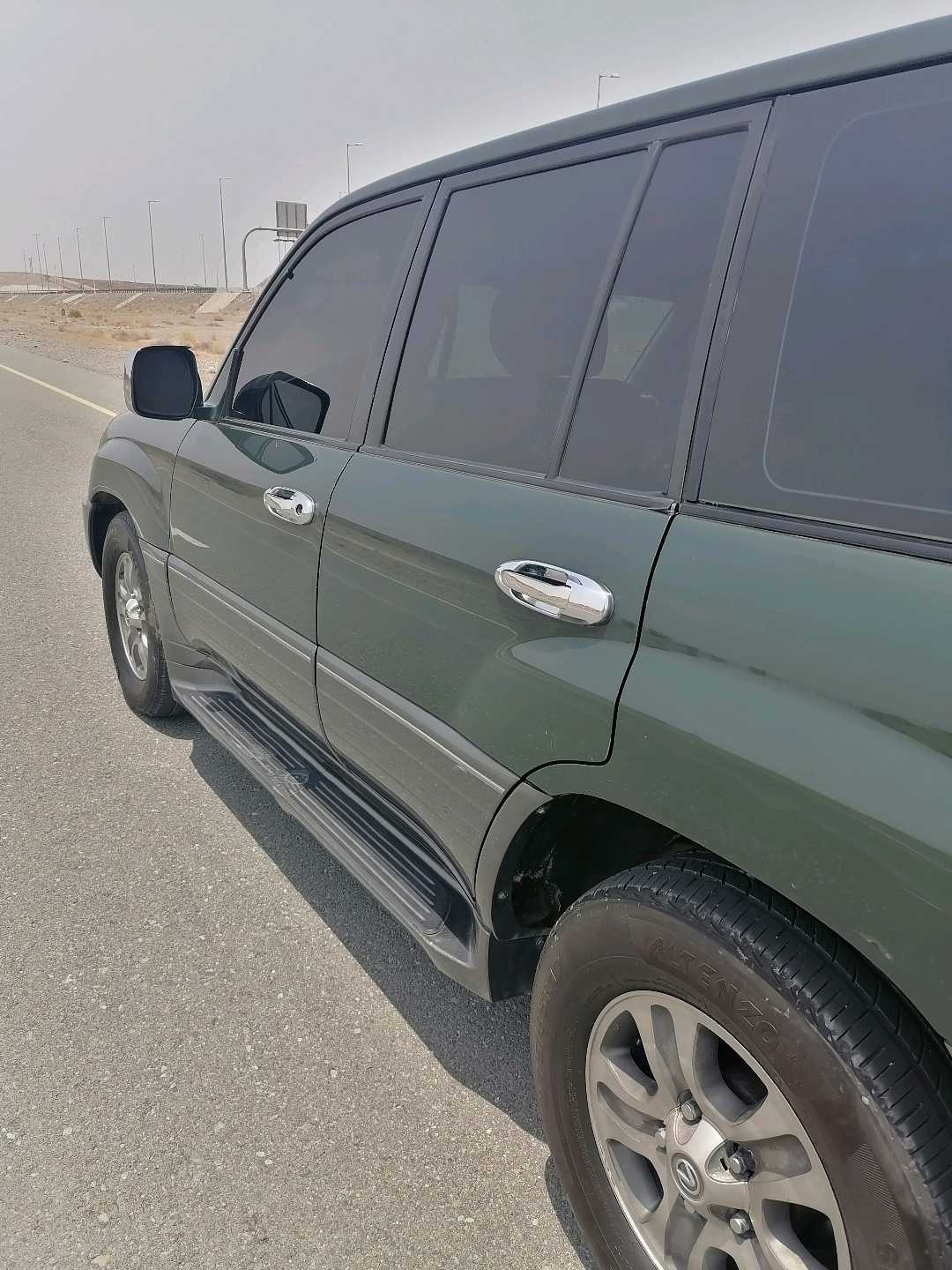 Car Image 1998 LEXUS LX 470