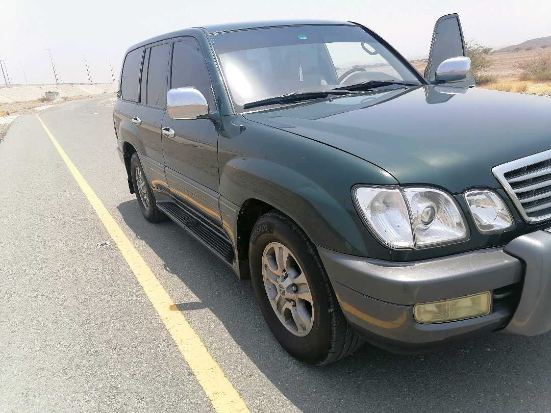 Car Image 1998 LEXUS LX 470
