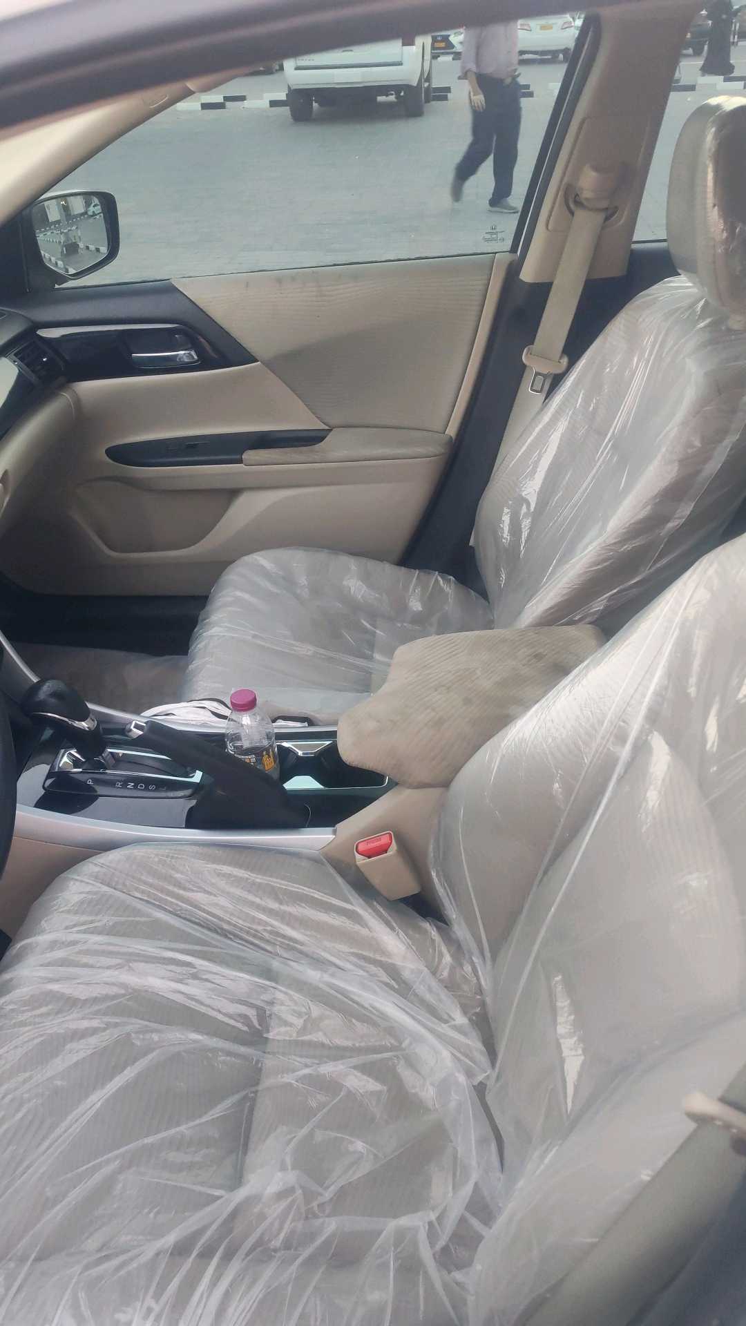 Car Image 2017 HONDA ACCORD VTi-L