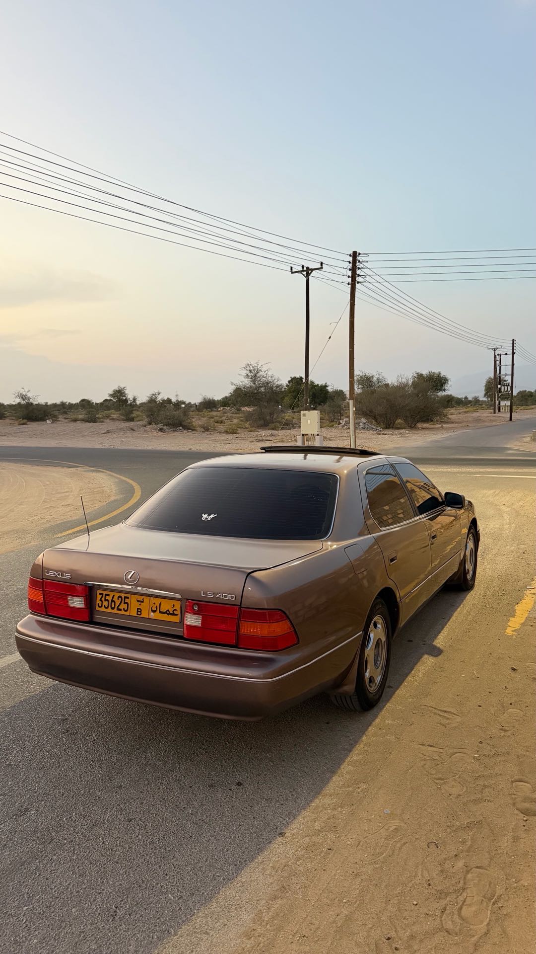 Car Image 1999 LEXUS LS 400