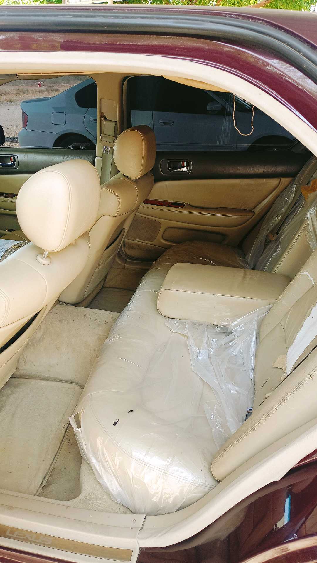Car Image 1998 LEXUS LS 400