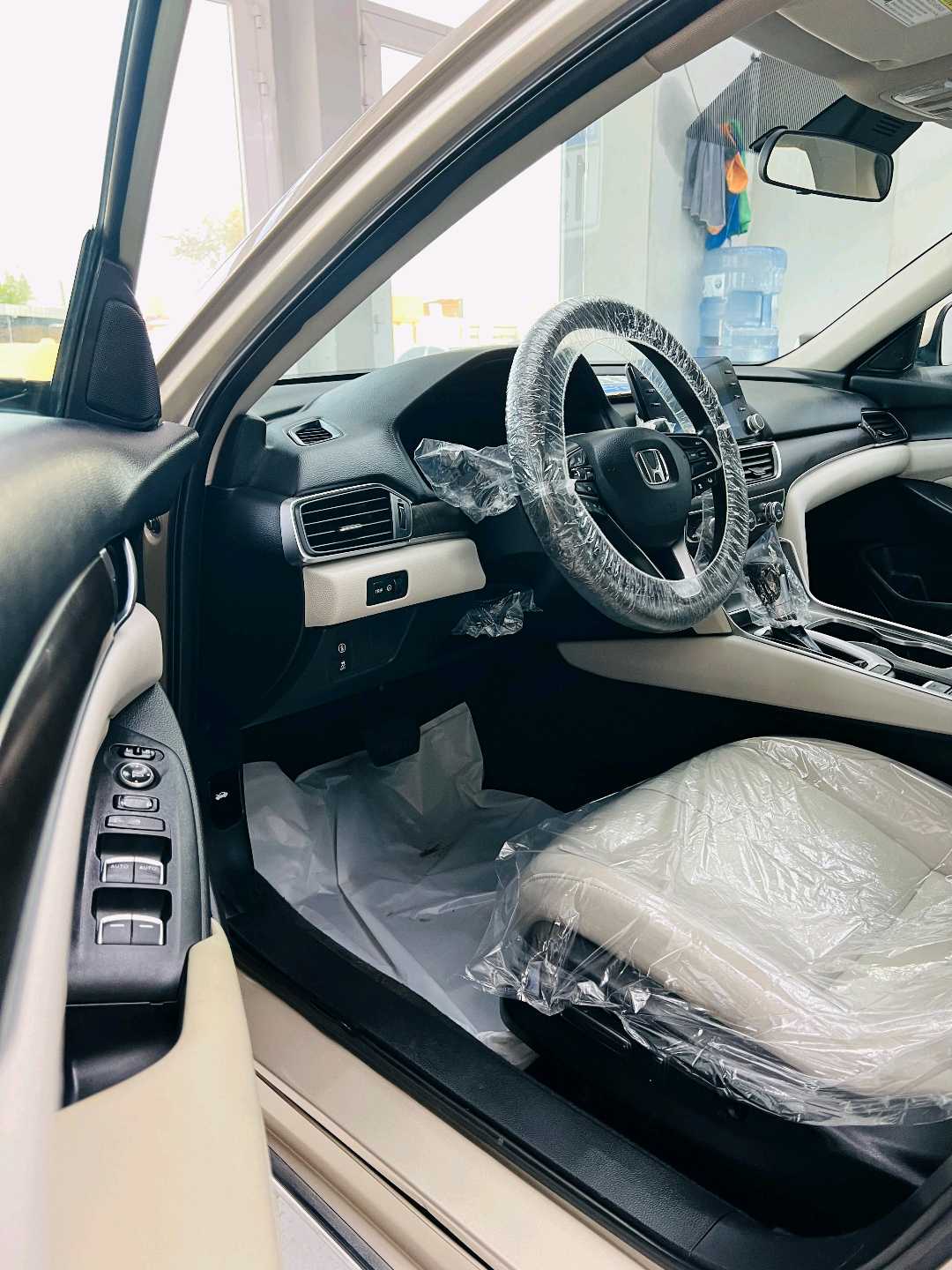 Car Image 2018 HONDA ACCORD EXL
