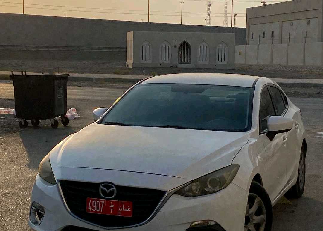 MAZDA 3 2015