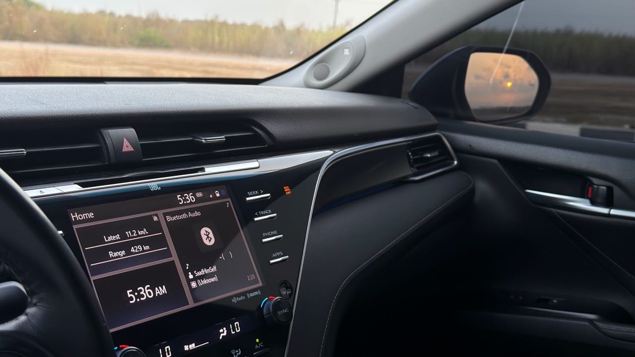 Car Image 2018 TOYOTA CAMRY XSE