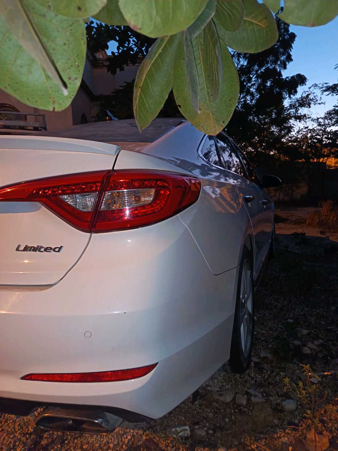 Car Image 2015 HYUNDAI SONATA LIMITED