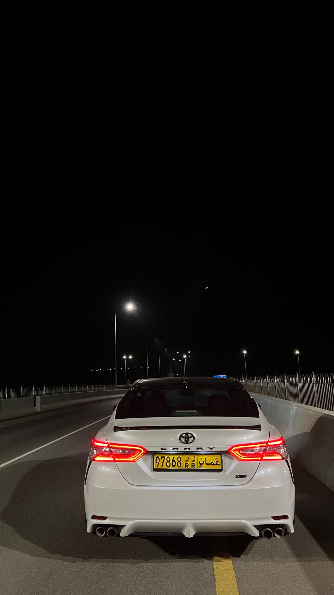Car Image 2018 TOYOTA CAMRY XSE