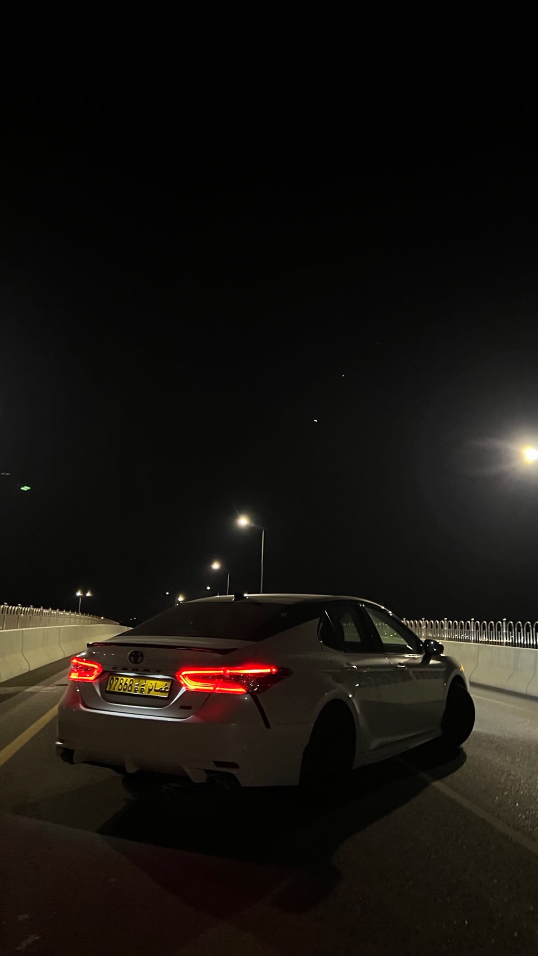 Car Image 2018 TOYOTA CAMRY XSE