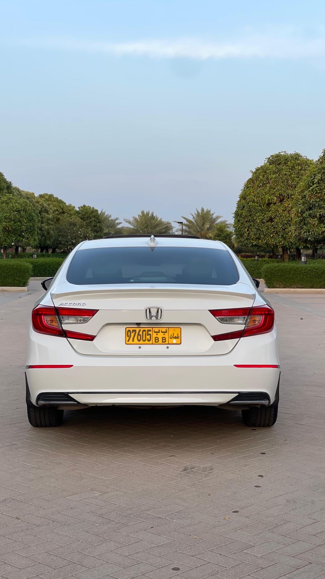 Car Image 2018 HONDA ACCORD EXL