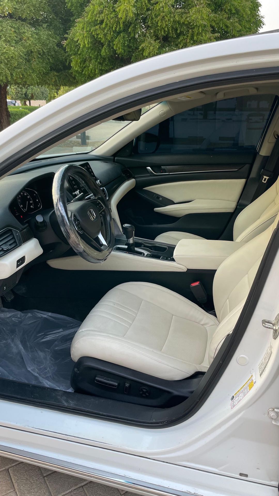 Car Image 2018 HONDA ACCORD EXL