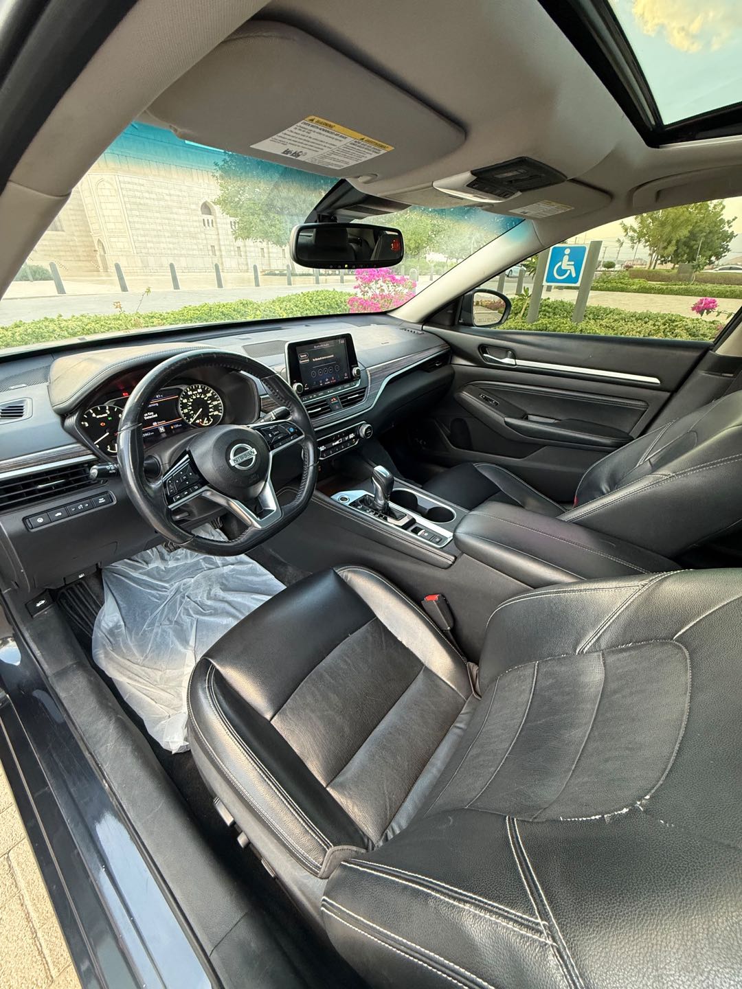 Car Image 2019 NISSAN ALTIMA SL