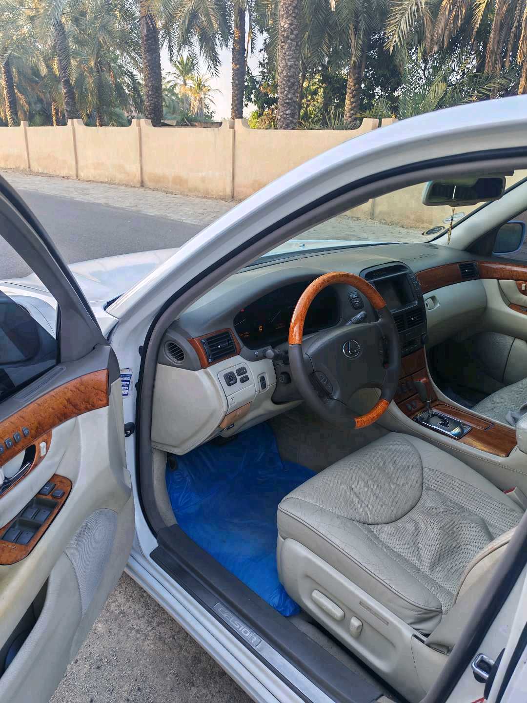 Car Image 2004 LEXUS LS 430
