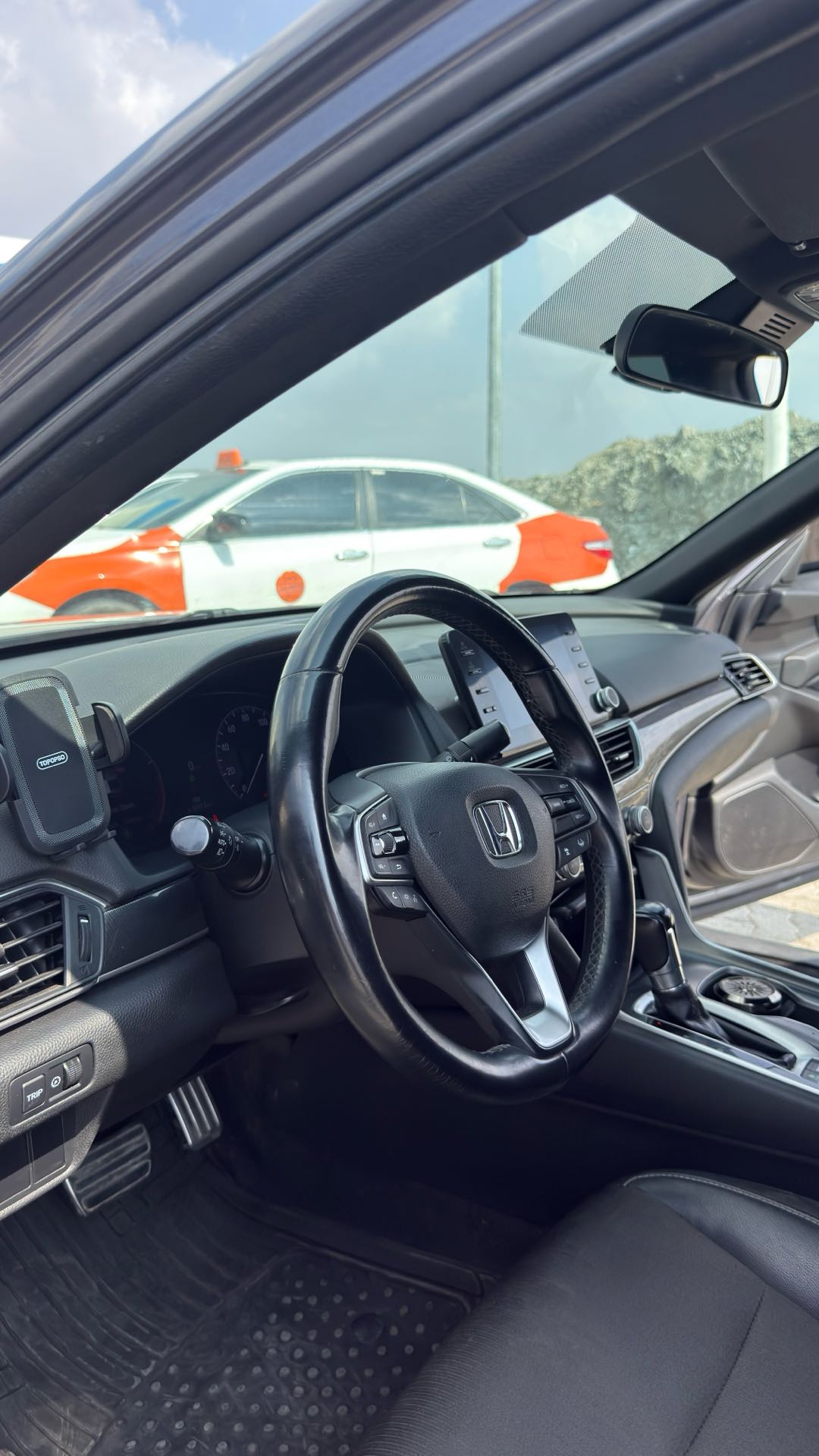Car Image 2018 HONDA ACCORD SPORT