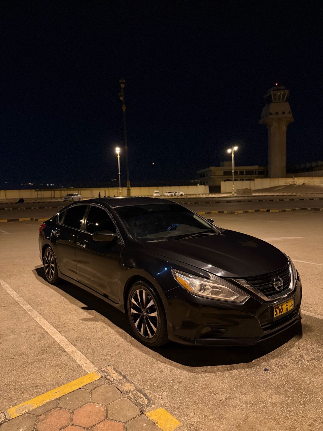 Car Image 2017 NISSAN ALTIMA SV