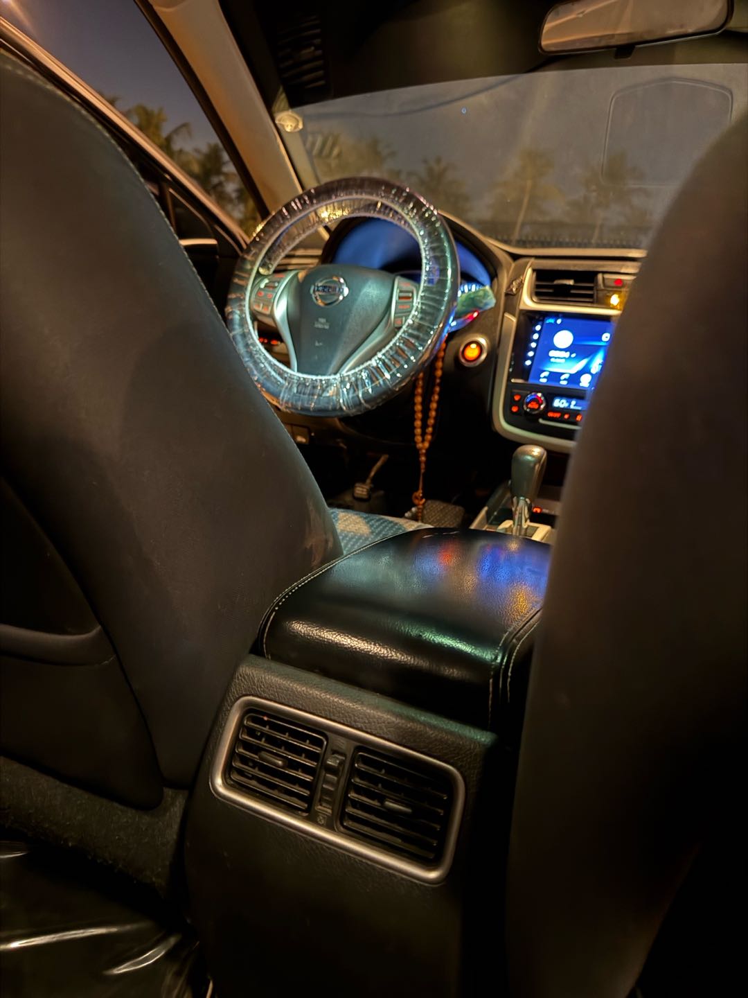 Car Image 2017 NISSAN ALTIMA SV