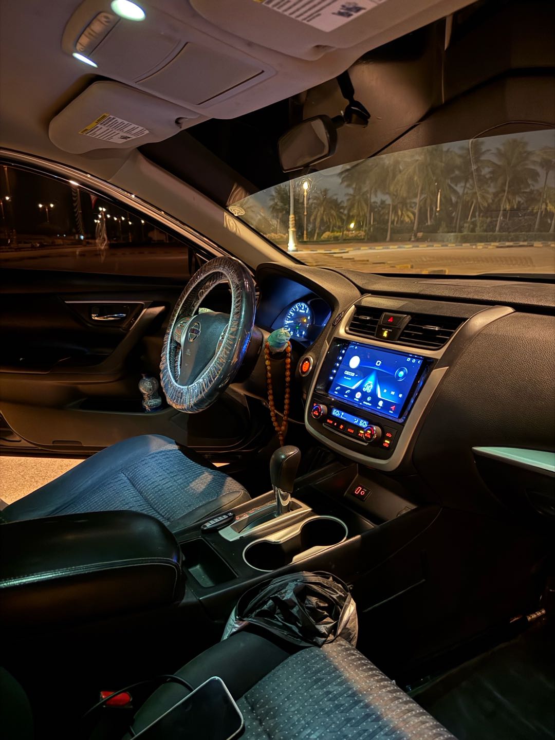Car Image 2017 NISSAN ALTIMA SV