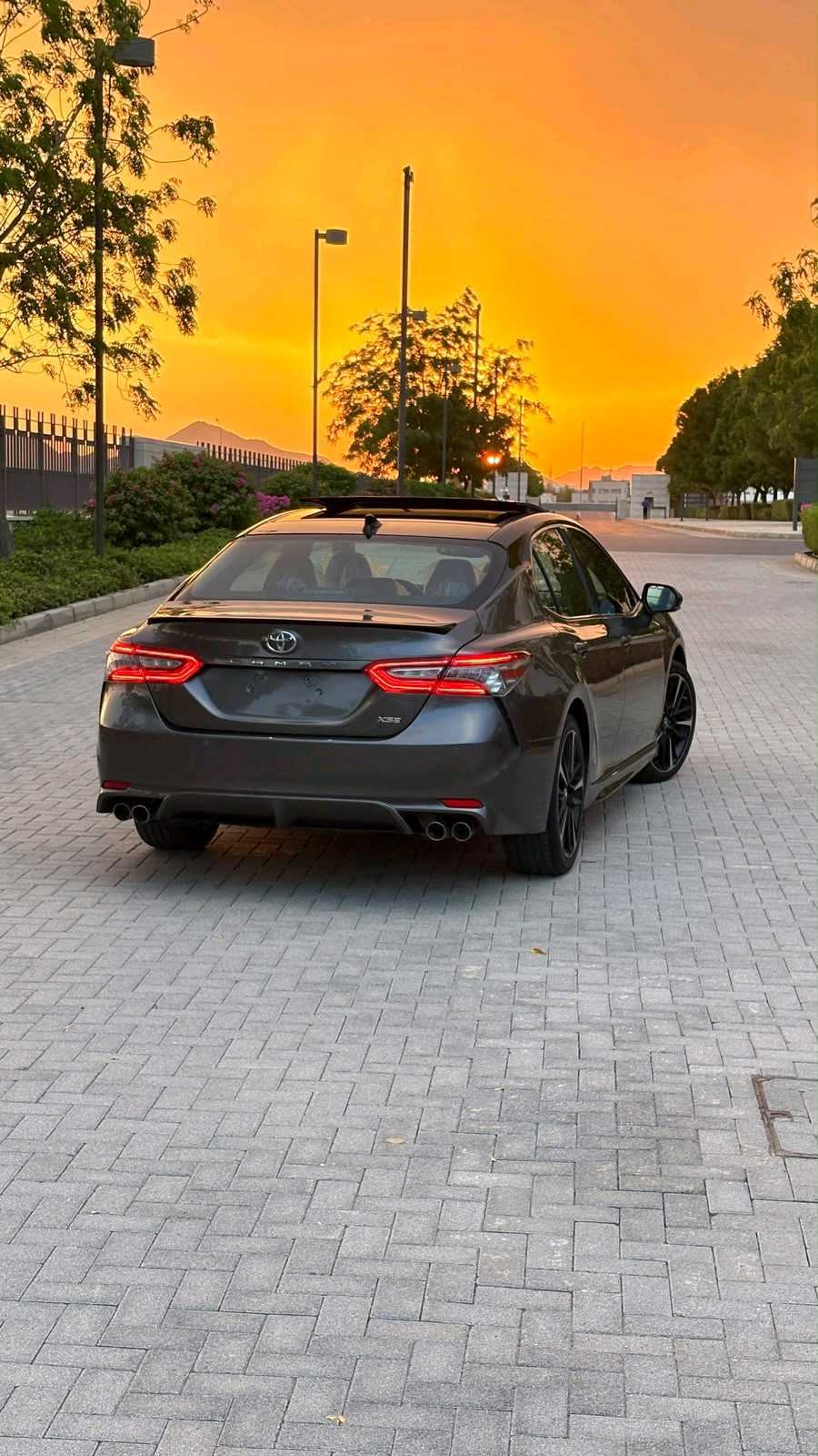 Car Image 2018 TOYOTA CAMRY XSE