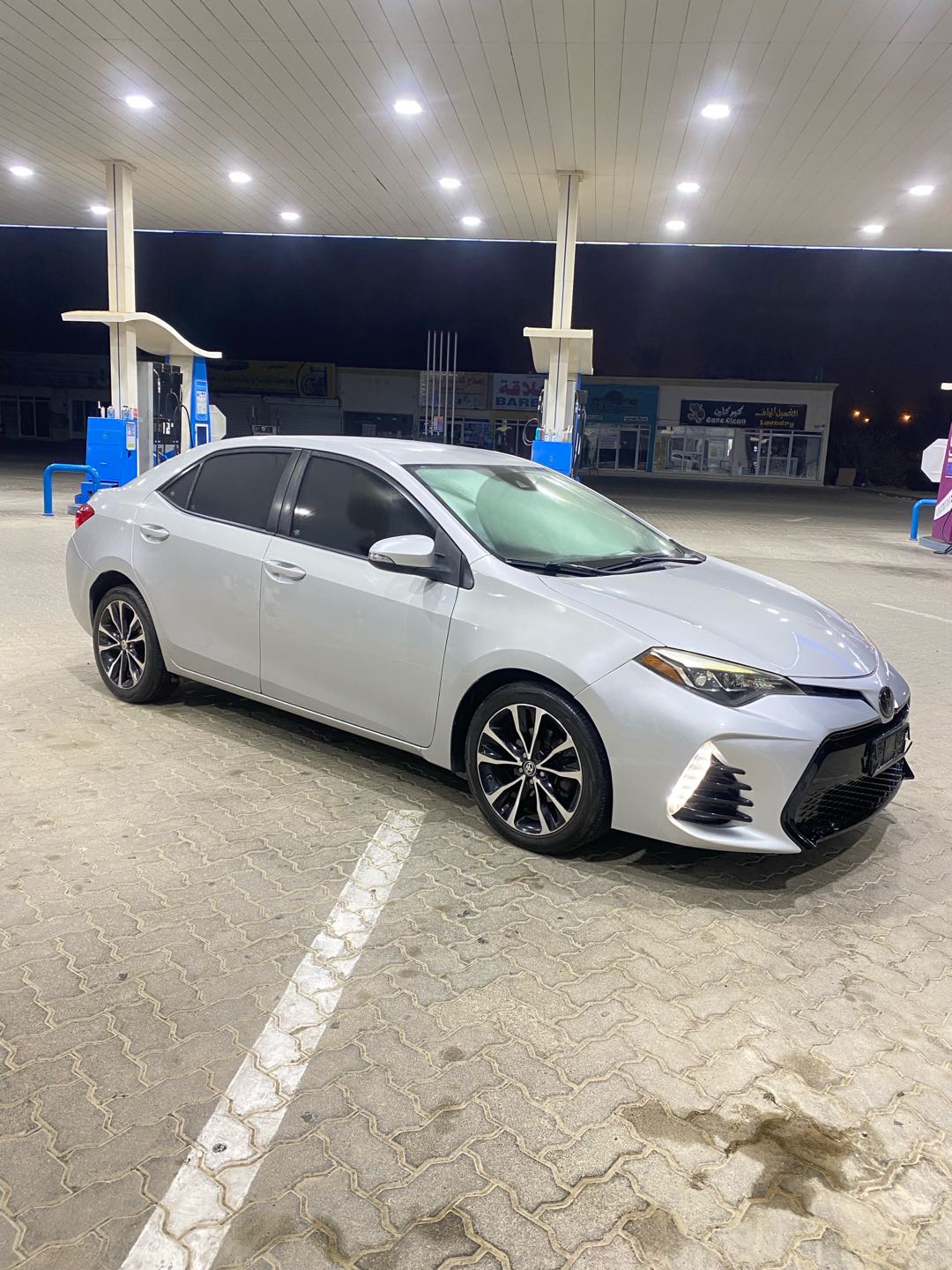 Car Image 2018 TOYOTA COROLLA SE