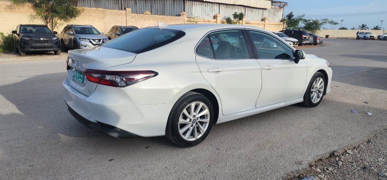 Car Image 2023 TOYOTA CAMRY LE