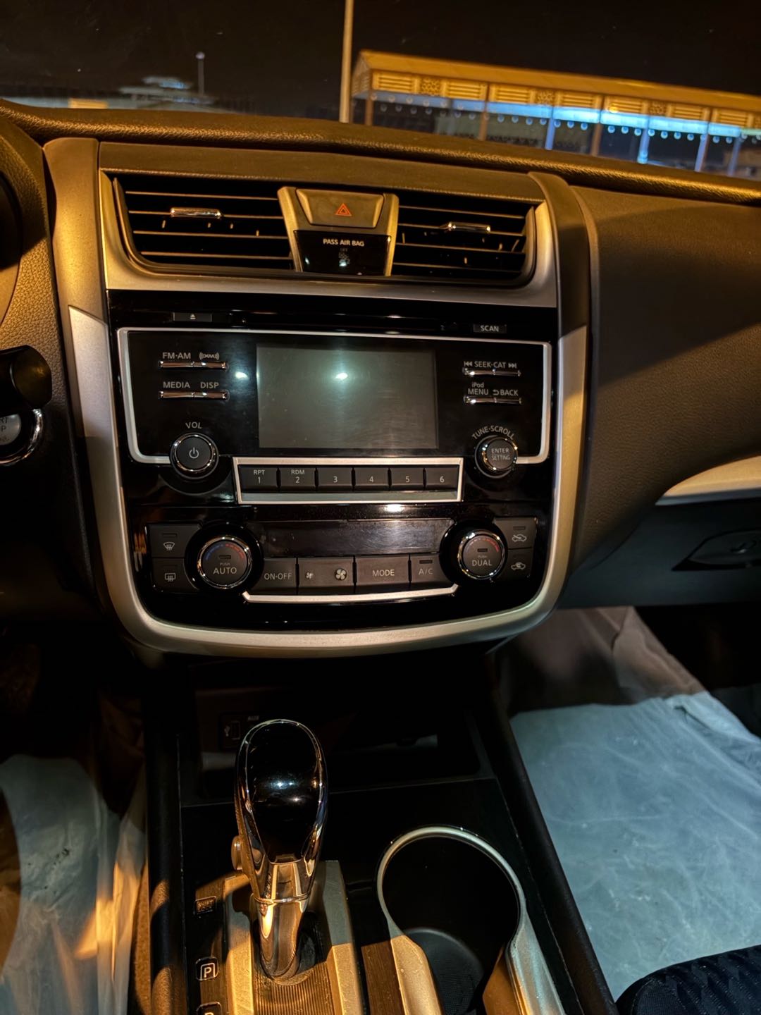 Car Image 2018 NISSAN ALTIMA SV