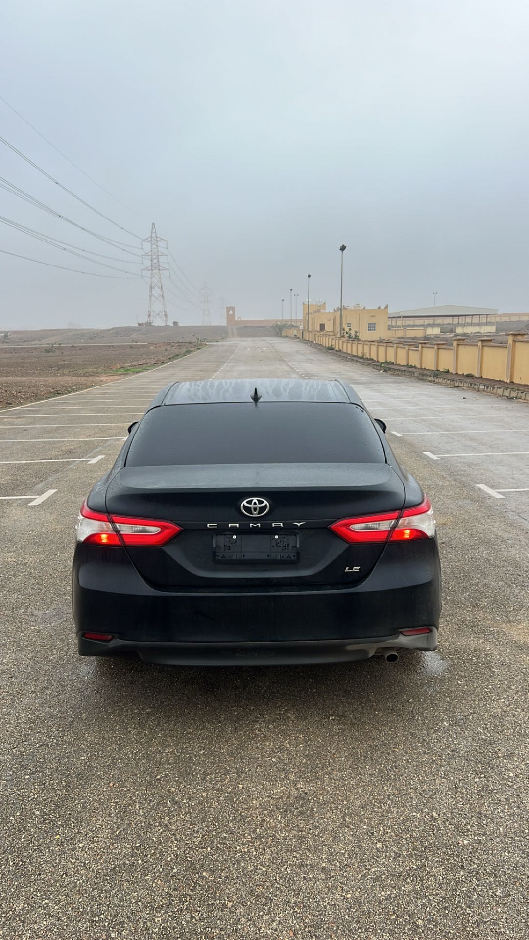 Car Image 2020 TOYOTA CAMRY LE