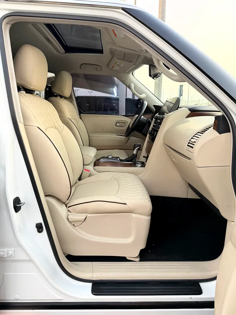 Car Image 2022 NISSAN PATROL SE