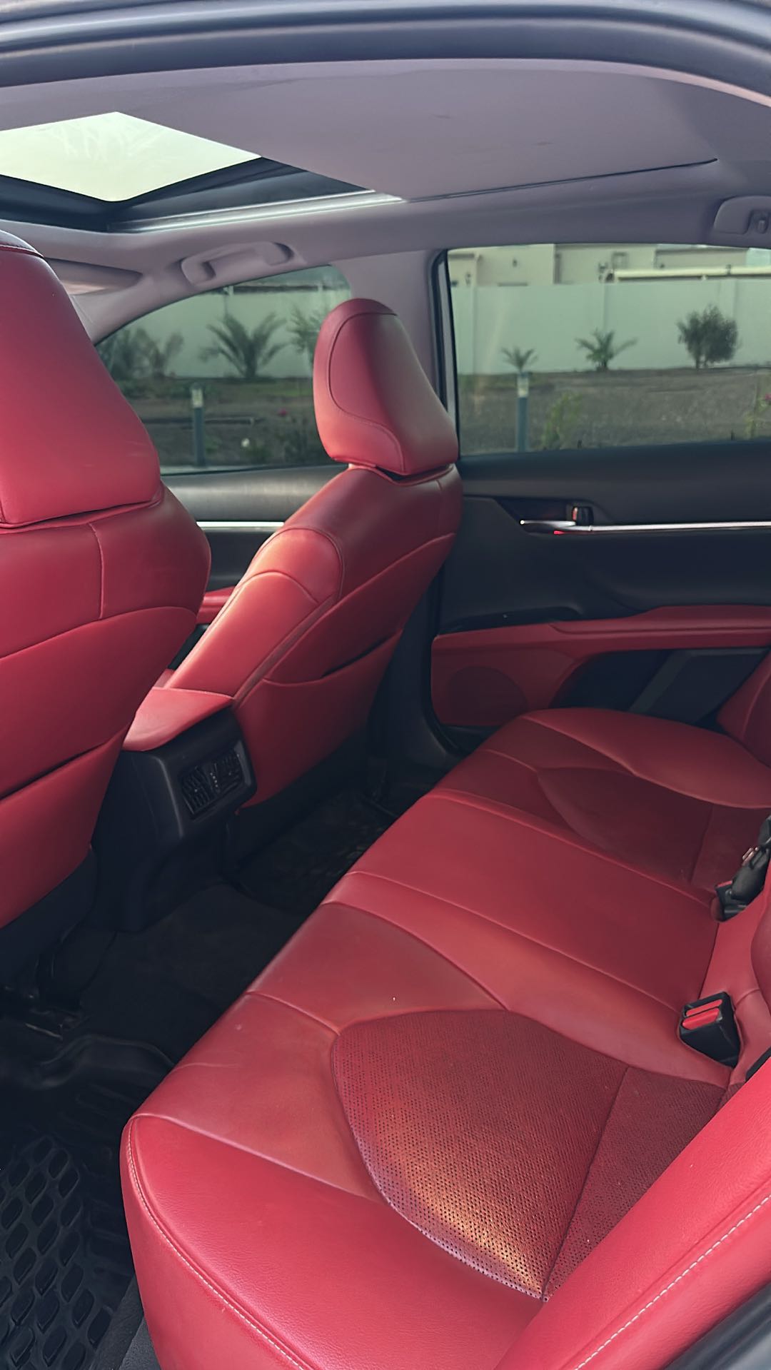 Car Image 2019 TOYOTA CAMRY XSE