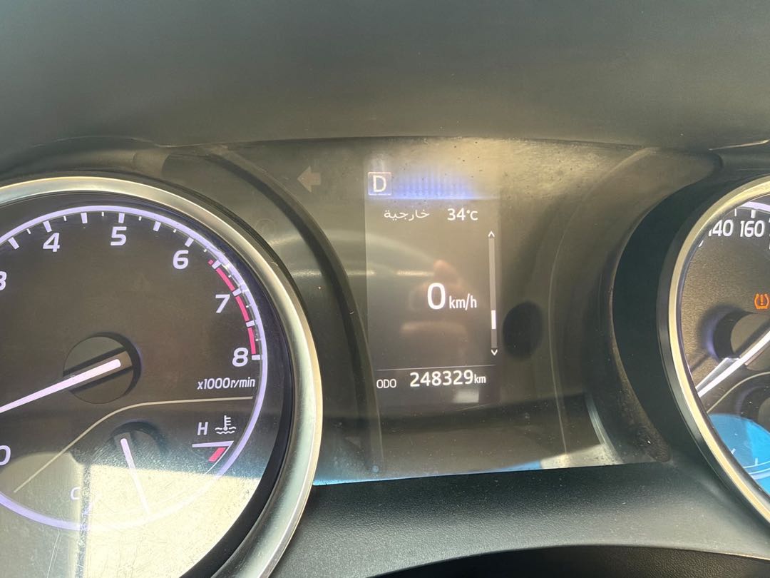 Car Image 2019 TOYOTA CAMRY LE