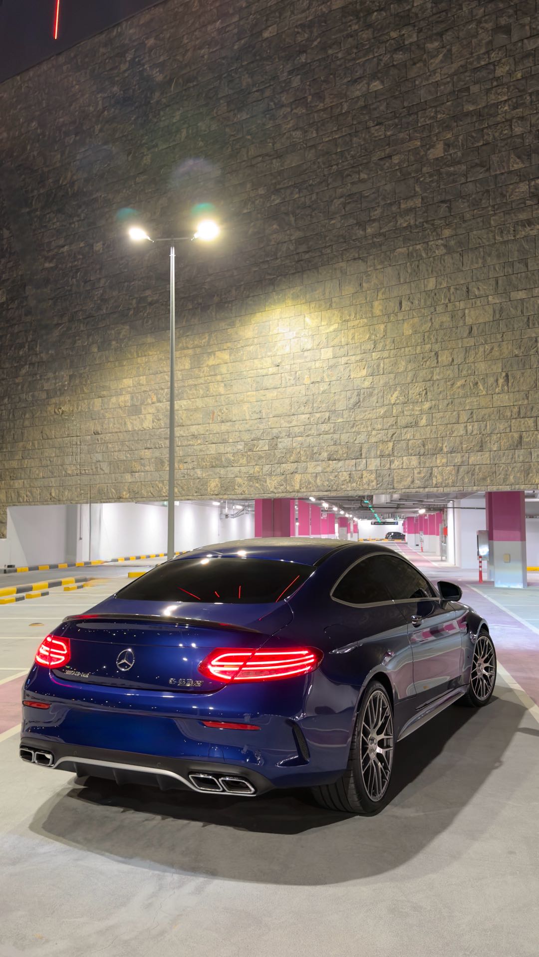 Car Image 2017 MERCEDES C Class 63