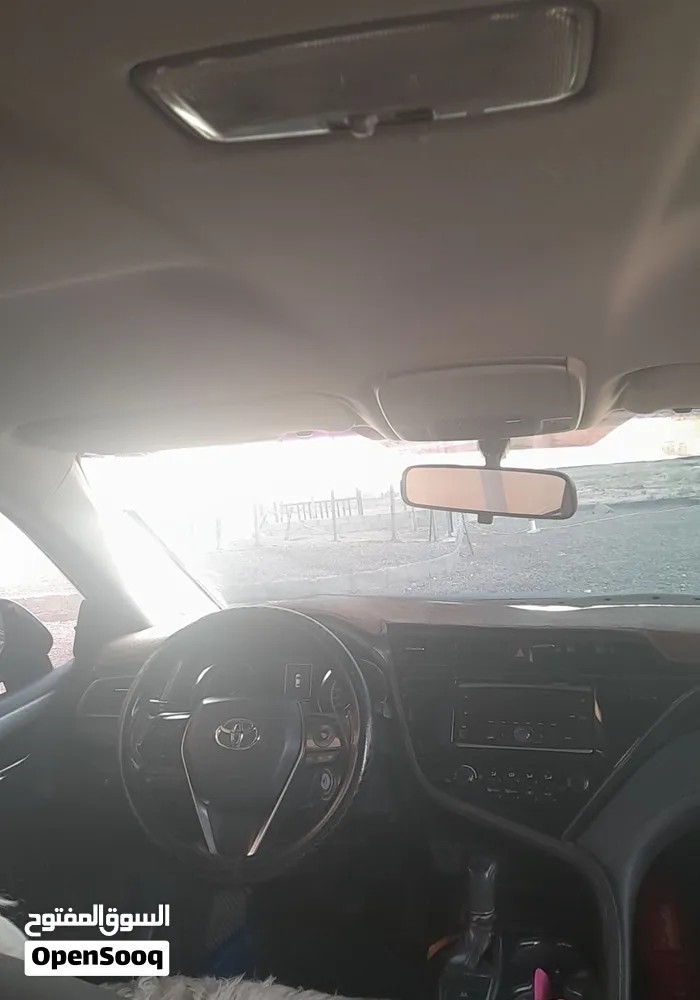 Car Image 2019 TOYOTA CAMRY LE