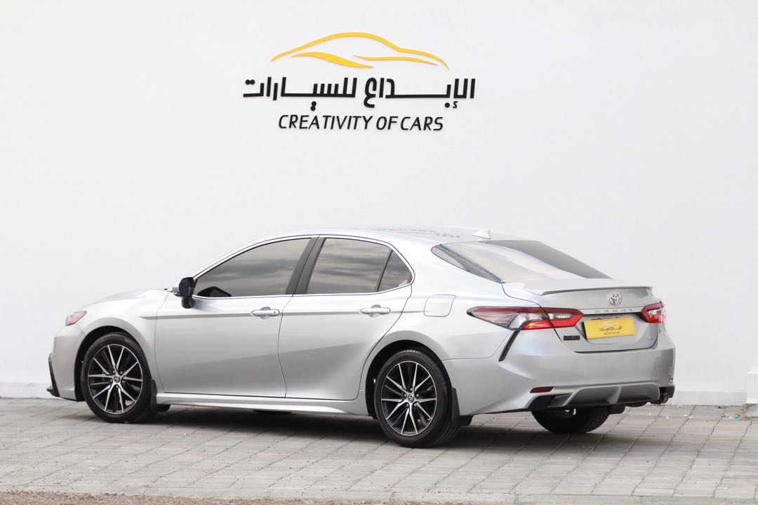 Car Image 2022 TOYOTA CAMRY SE