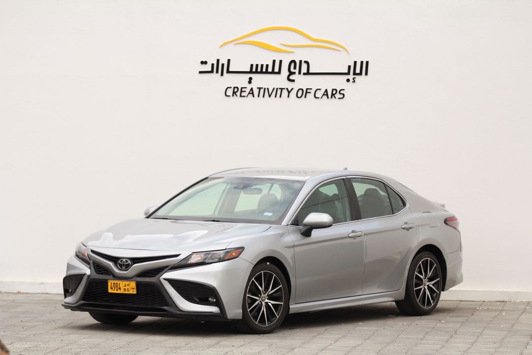 Car Image 2021 TOYOTA CAMRY SE