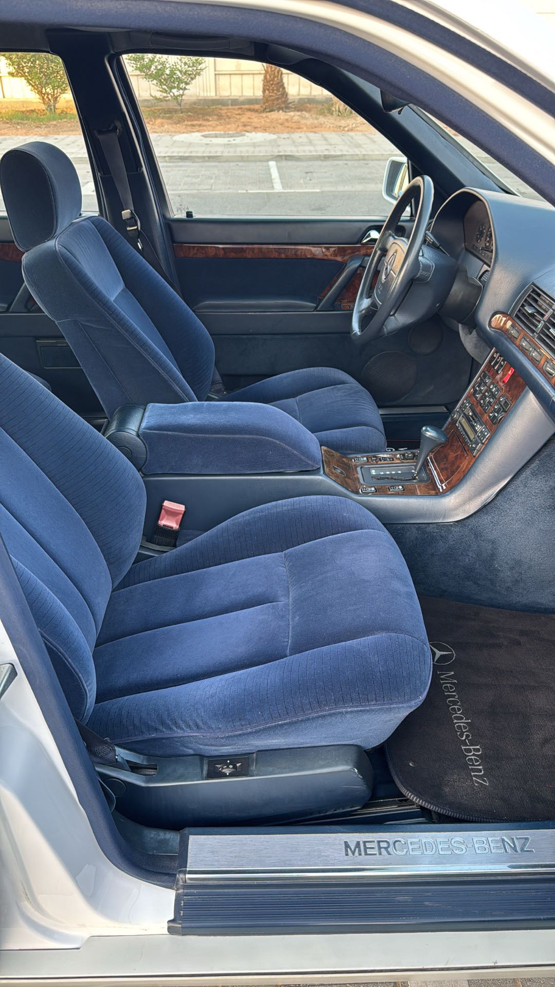 Car Image 1993 MERCEDES S Class 500