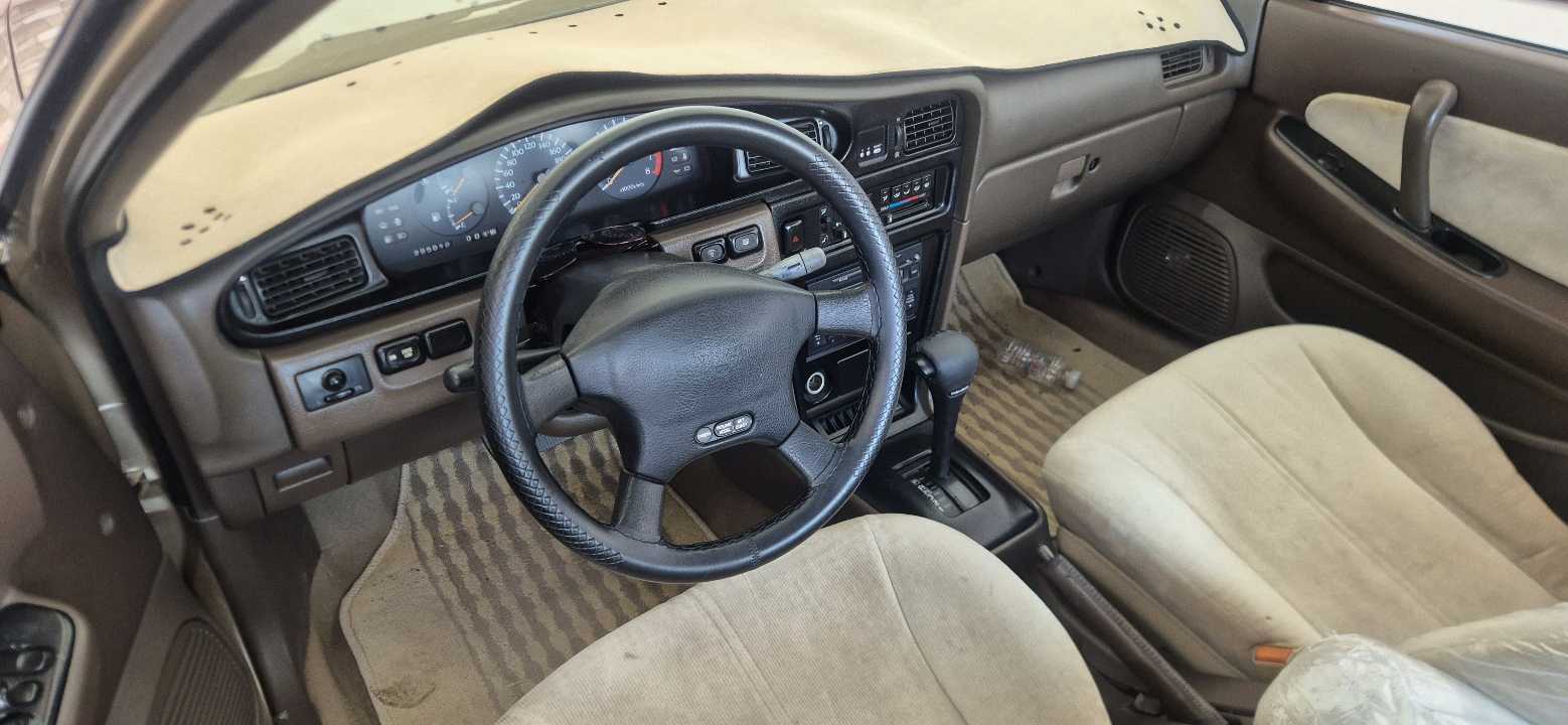 Car Image 1993 NISSAN MAXIMA PLATINUM