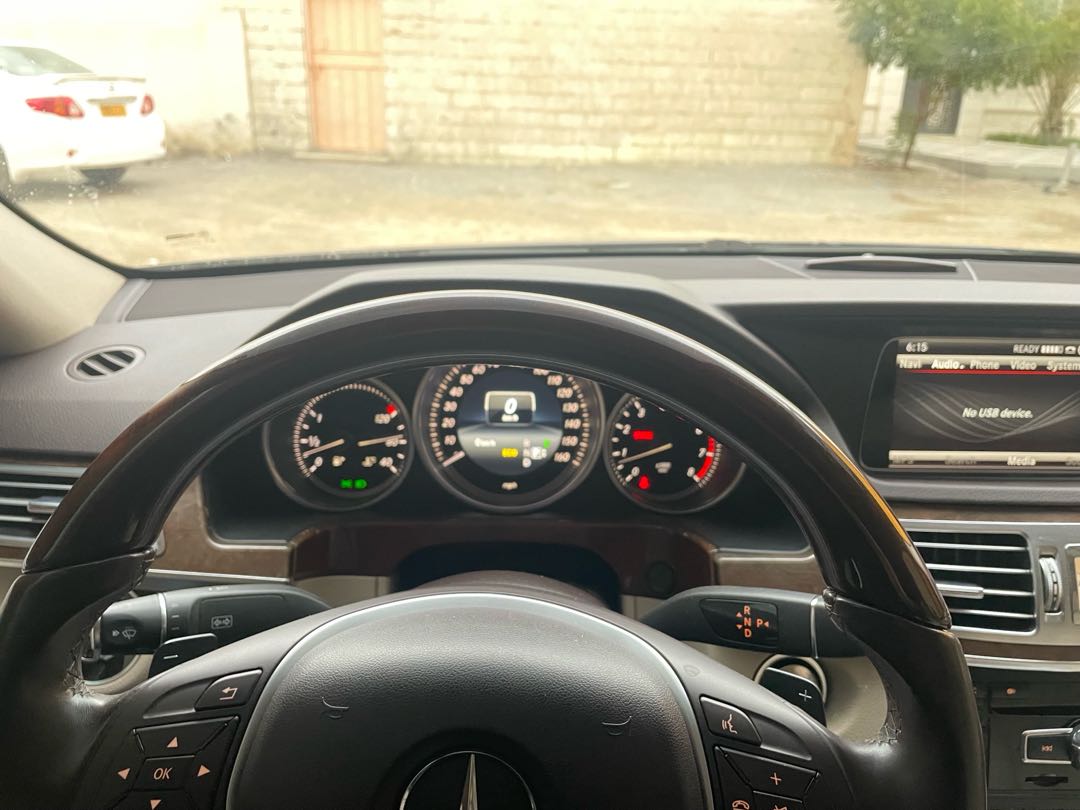 Car Image 2014 MERCEDES E Class 350
