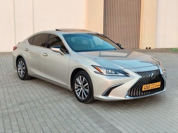 Car Image 2020 LEXUS ES 350