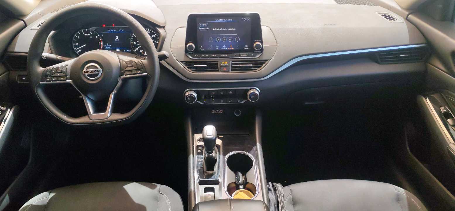 Car Image 2021 NISSAN ALTIMA SV