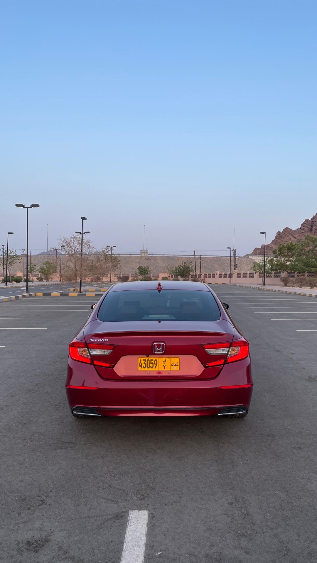 Car Image 2018 HONDA ACCORD LX