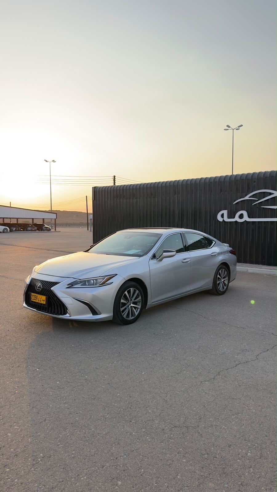 Car Image 2019 LEXUS ES 350