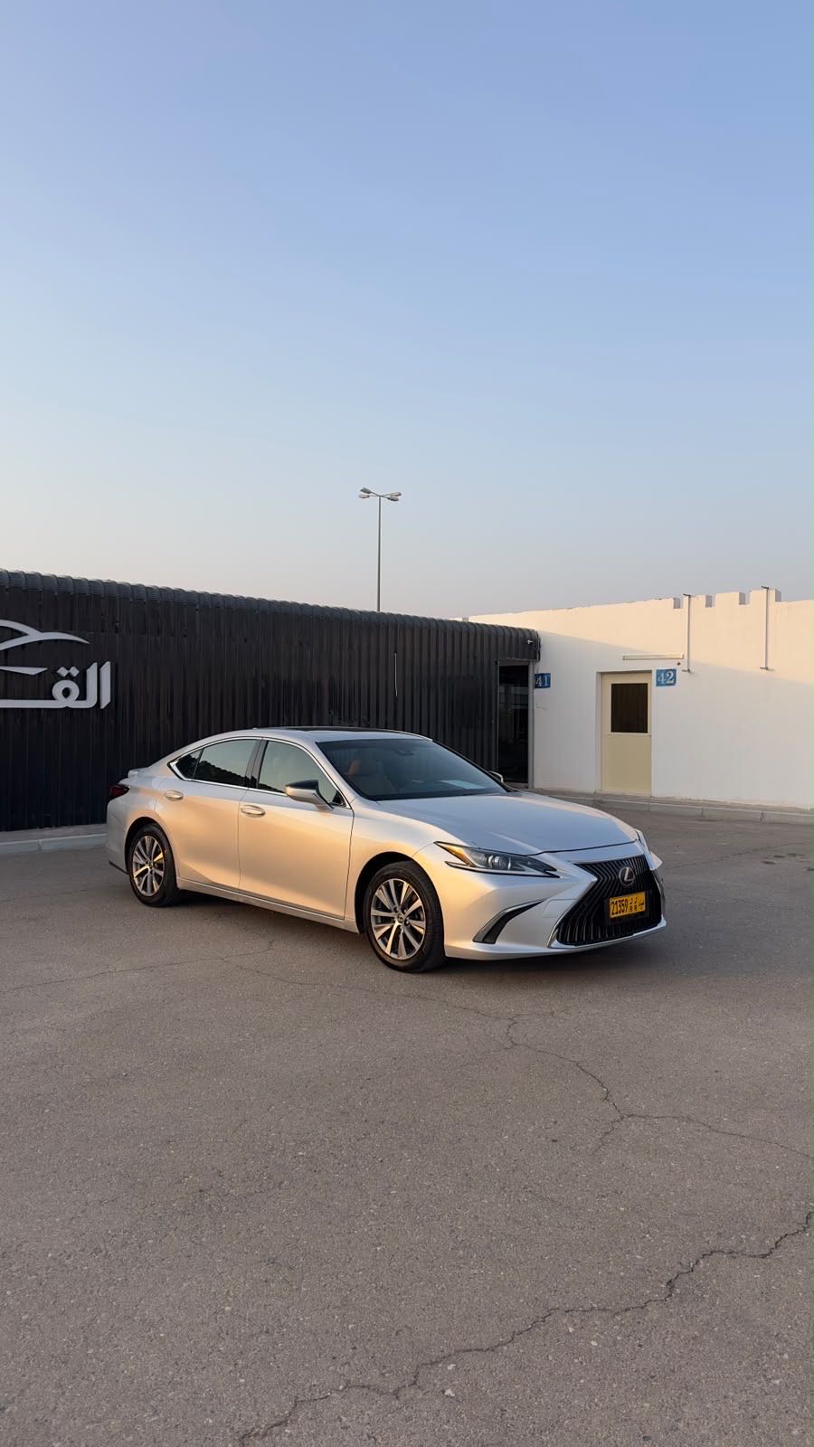 Car Image 2019 LEXUS ES 350