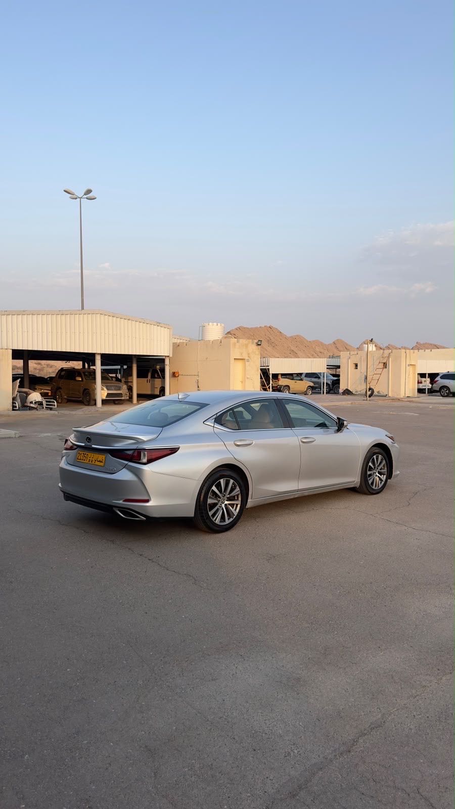 Car Image 2019 LEXUS ES 350
