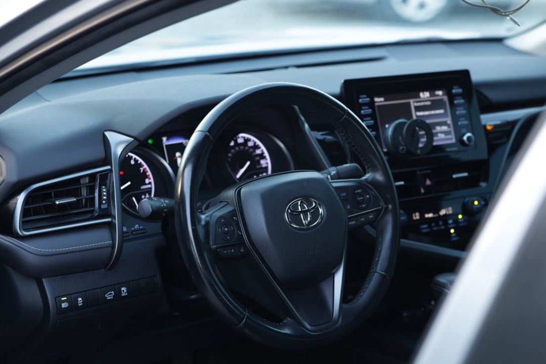 Car Image 2022 TOYOTA CAMRY SE
