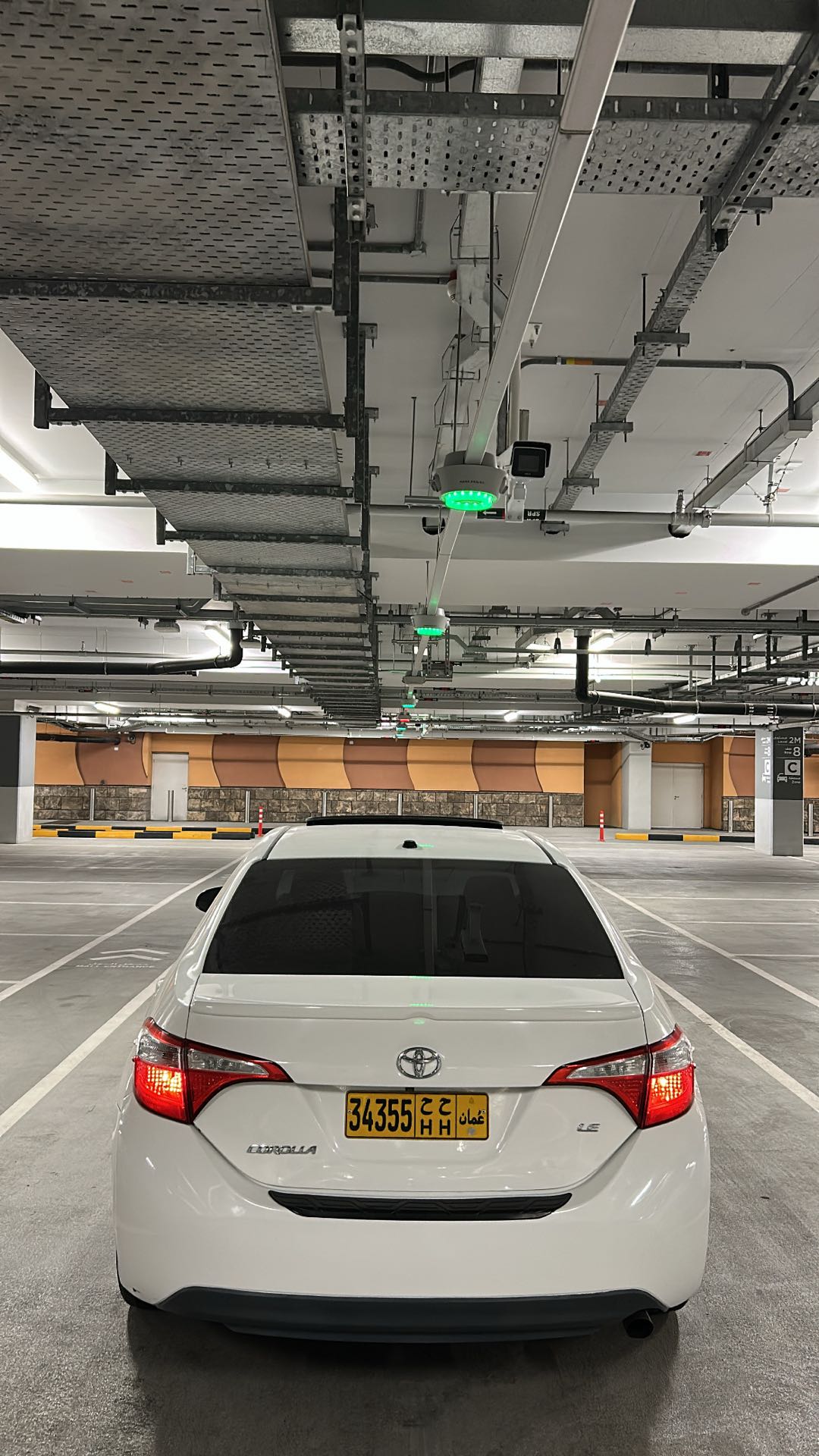 Car Image 2014 TOYOTA COROLLA L