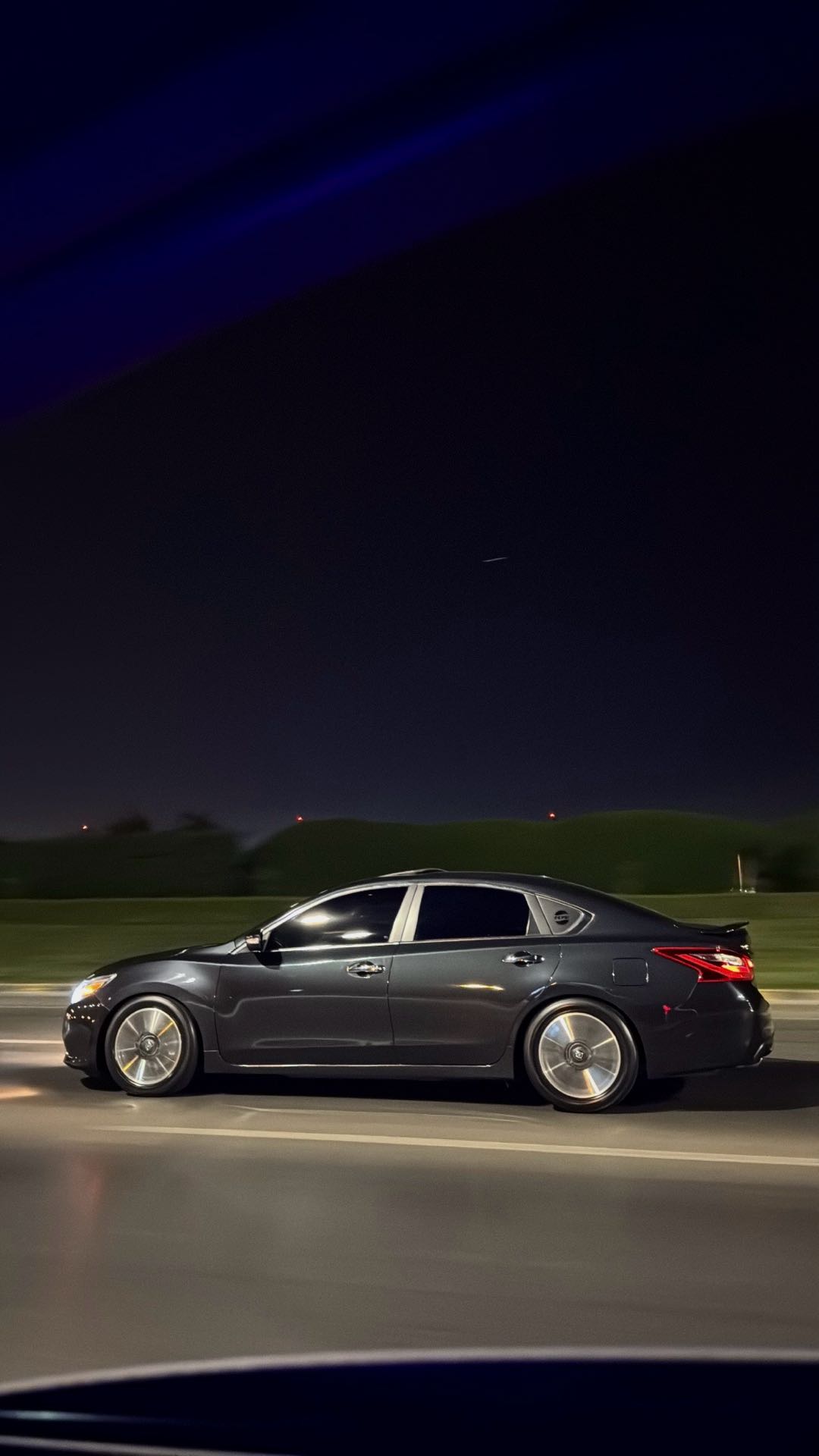 Car Image 2017 NISSAN ALTIMA SL