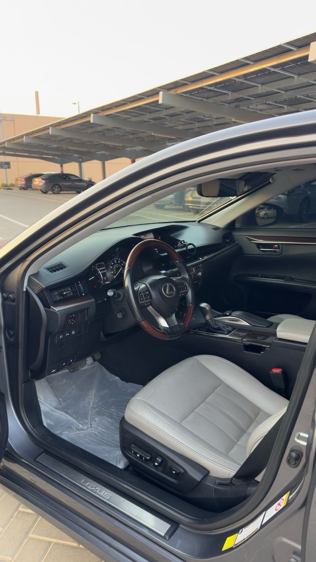 Car Image 2017 LEXUS ES 350
