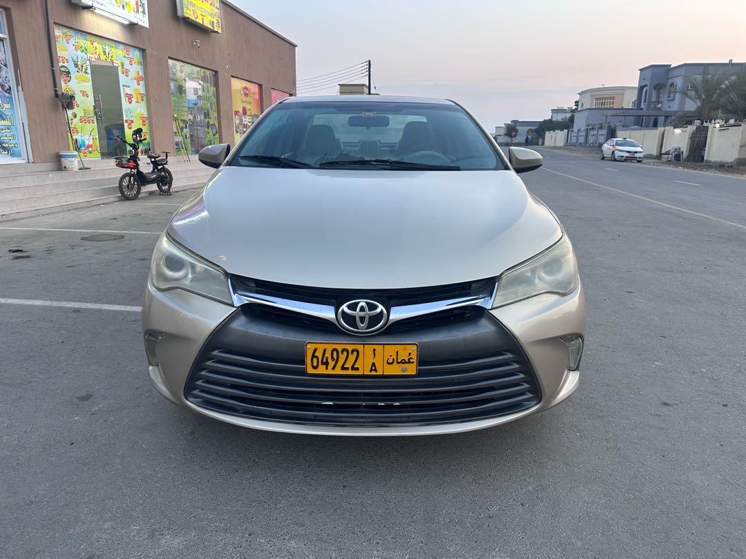 Car Image 2017 TOYOTA CAMRY GL