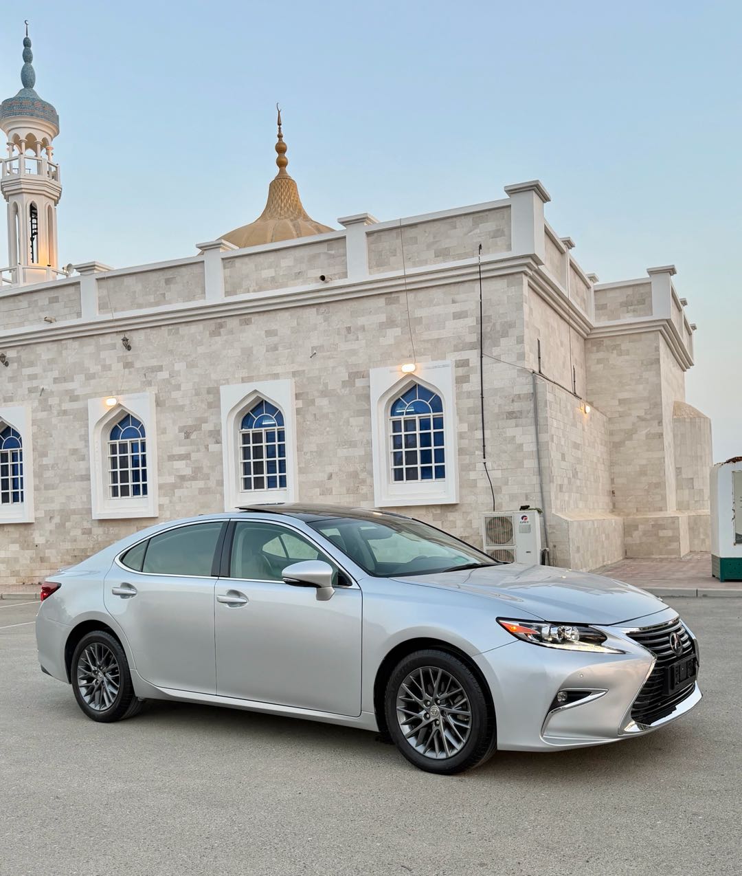 Car Image 2018 LEXUS ES 350
