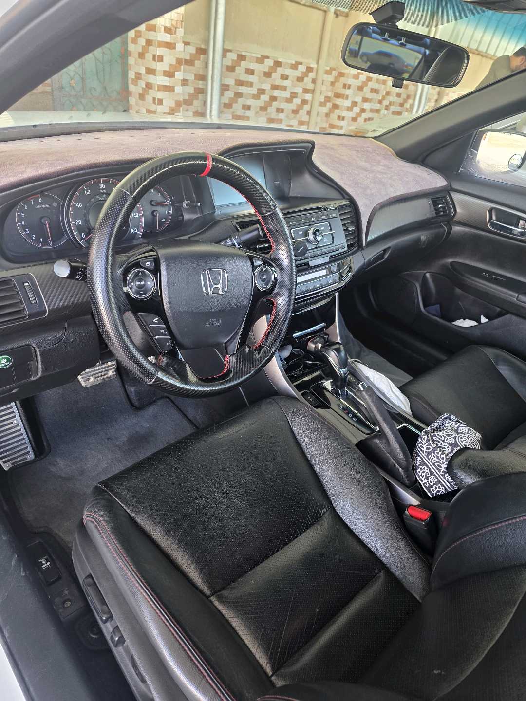 Car Image 2017 HONDA ACCORD TOURING
