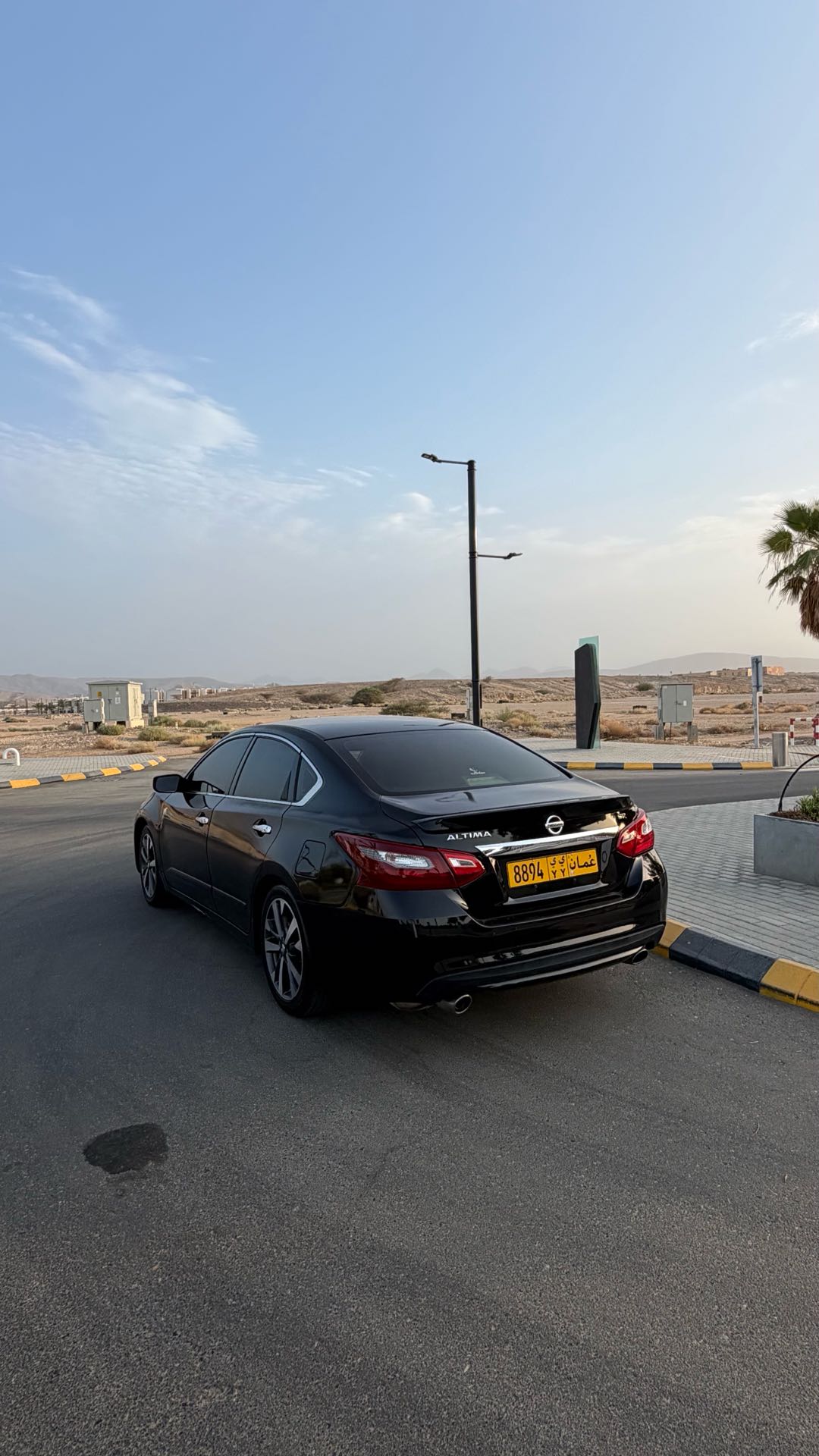 Car Image 2016 NISSAN ALTIMA SR