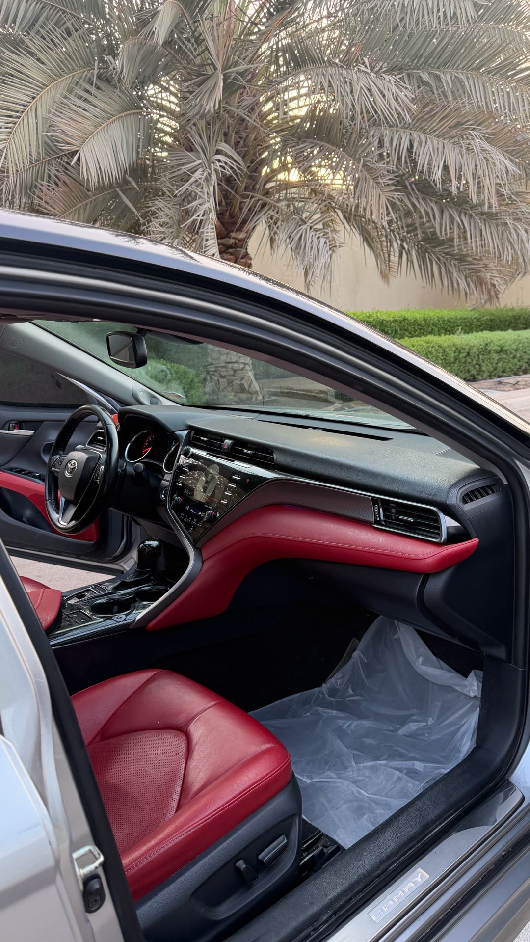 Car Image 2019 TOYOTA CAMRY XSE