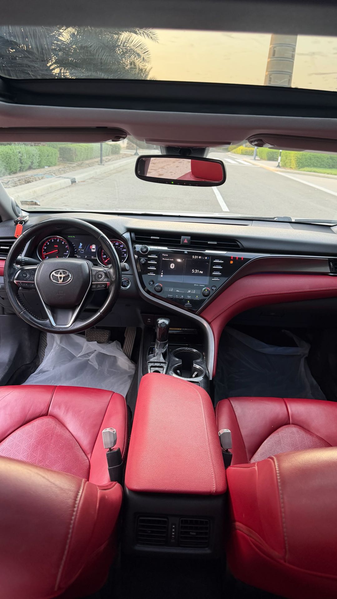 Car Image 2019 TOYOTA CAMRY XSE